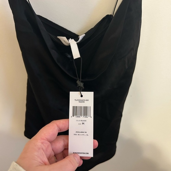 BCBGeneration • Cowl neck, spaghetti strap tank with “X” back - Picture 4 of 5